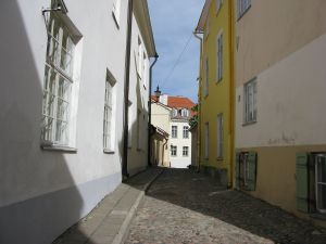 Gasse im oberen Teil der Tallinner Altstadt