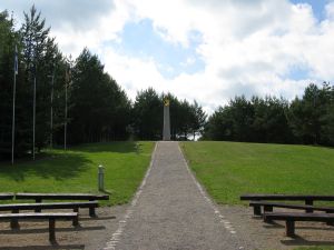Weg zum Obelisken